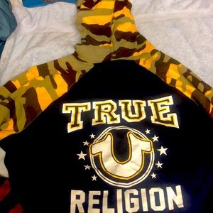 True religion camo hoodie very comfortable